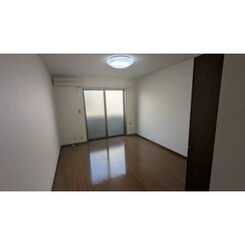 アムール 末成のサムネイル