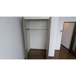 アムール 末成のサムネイル