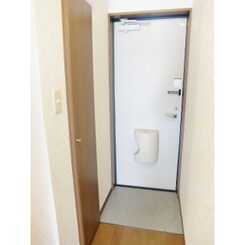 アムール HAGIWARAのサムネイル