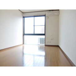 アムール HAGIWARAのサムネイル