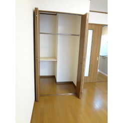 アムール AKIRAのサムネイル