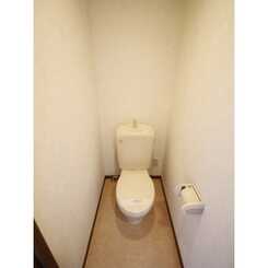 アムール AKIRAのサムネイル