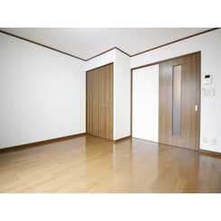 アムール AKIRAのサムネイル