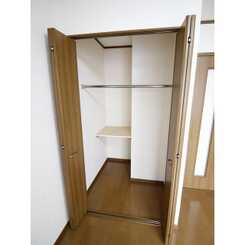 アムール AKIRAのサムネイル