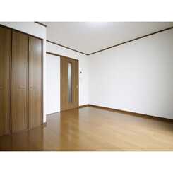 アムール AKIRAのサムネイル