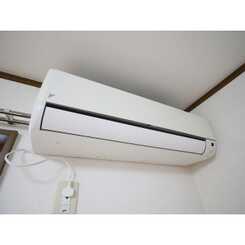 アムール AKIRAのサムネイル