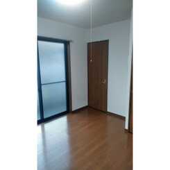 アム-ル Y’Sのサムネイル