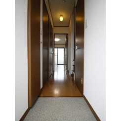 アムール 金谷のサムネイル