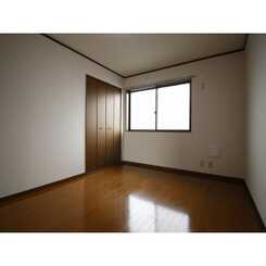 アムール 金谷のサムネイル