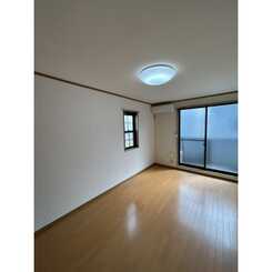 アムール ルネのサムネイル