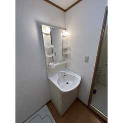 アムール ルネのサムネイル