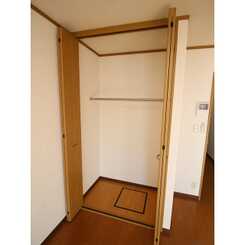 アムール 日進のサムネイル