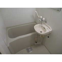 アムール 草加松原のサムネイル