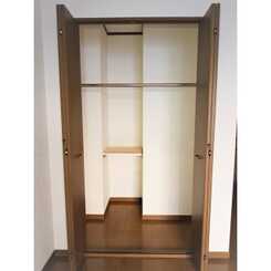 アムール リーヴェロのサムネイル