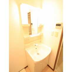 アムール アザレのサムネイル