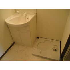 アムール 天神のサムネイル