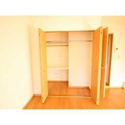 アムール 花水木のサムネイル