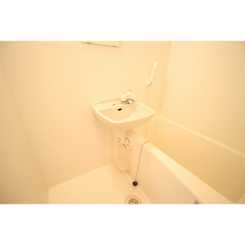 アムール 萩山のサムネイル