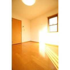 アムール 萩山のサムネイル