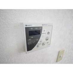 アムール M.Iのサムネイル