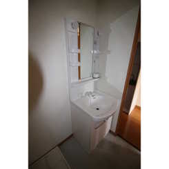 アムール L.Aのサムネイル