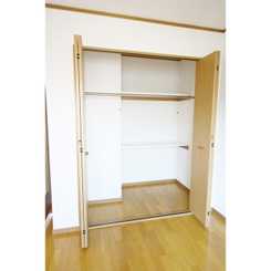 アムール コスモのサムネイル