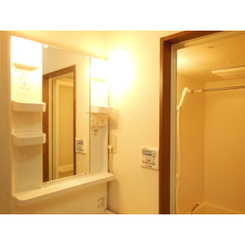 アムール エタンのサムネイル