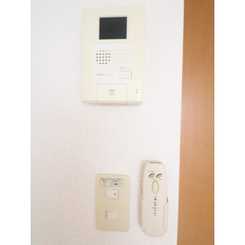 アムール 踊場のサムネイル