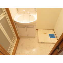 アムール 右京のサムネイル