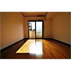 アムール 久々田のサムネイル