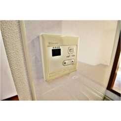 アムール 久々田のサムネイル