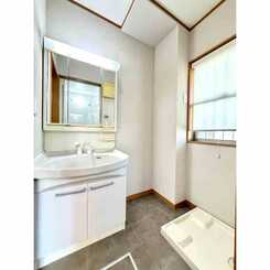 アムール SHINYAのサムネイル