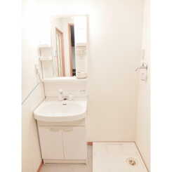 アムール T・Mのサムネイル