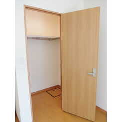 アムール T・Mのサムネイル