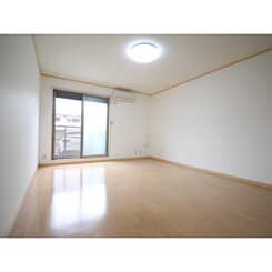 アムール 優のサムネイル