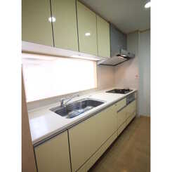 アムール 優のサムネイル