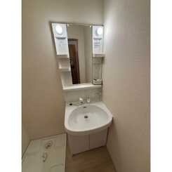 アムール 野村Ⅲのサムネイル