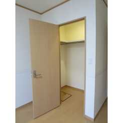 アムール CATSのサムネイル