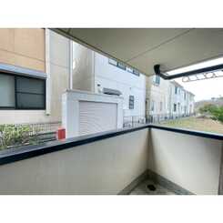 アンプルールフェールシャルマンのサムネイル