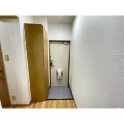 アンプルールフェールシャルマンのサムネイル