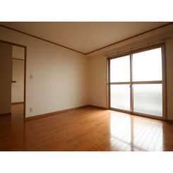 アンプルール 彩華のサムネイル