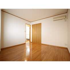 アンプルール 彩華のサムネイル