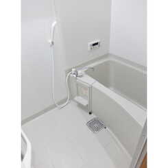 アンプルール 彩華のサムネイル