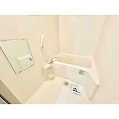 アンプルール クラージュヴィーヴルのサムネイル