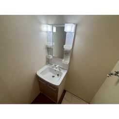 アンプルール クラージュ 別府のサムネイル