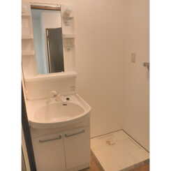 アンプルール クラージュ CUREのサムネイル