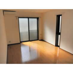 アンプルール クラージュ CUREのサムネイル