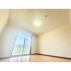 アンプルールクラージュ アミティエのサムネイル