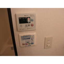 アンプルール クラージュ エクラのサムネイル