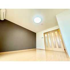 ｱﾝﾌﾟﾙｰﾙ ｸﾗｰｼﾞｭ コリーヌシャンⅠのサムネイル